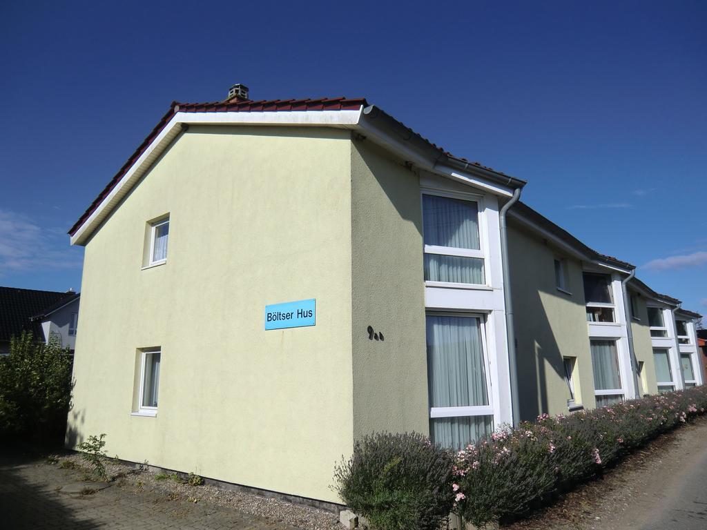 Boeltser Hus Ferienwohnungen Mit Strandkorb Und Kamin 10 Gehminuten Zum Kurtaxefreien Sandstrand Kraksdorf Extérieur photo