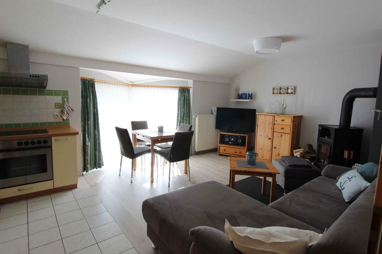 Boeltser Hus Ferienwohnungen Mit Strandkorb Und Kamin 10 Gehminuten Zum Kurtaxefreien Sandstrand Kraksdorf Extérieur photo